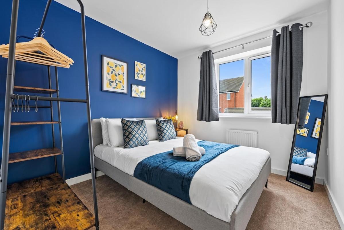 Apartment Woodscape - Relaxing Retreat, 4 Bed, 3 Bath House, Off Road Parking, Fast Wifi, Close To Centre Birmingham