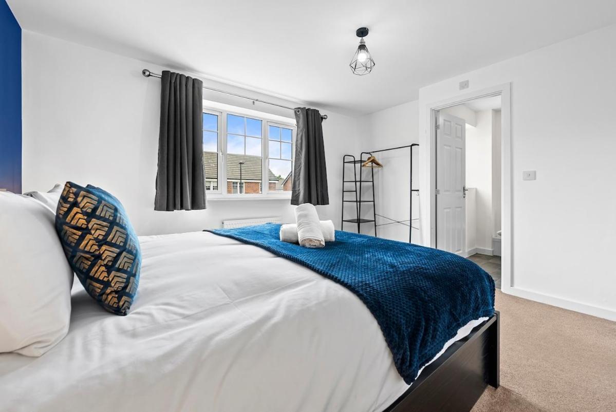 Woodscape - Relaxing Retreat, 4 Bed, 3 Bath House, Off Road Parking, Fast Wifi, Close To Centre * Birmingham
