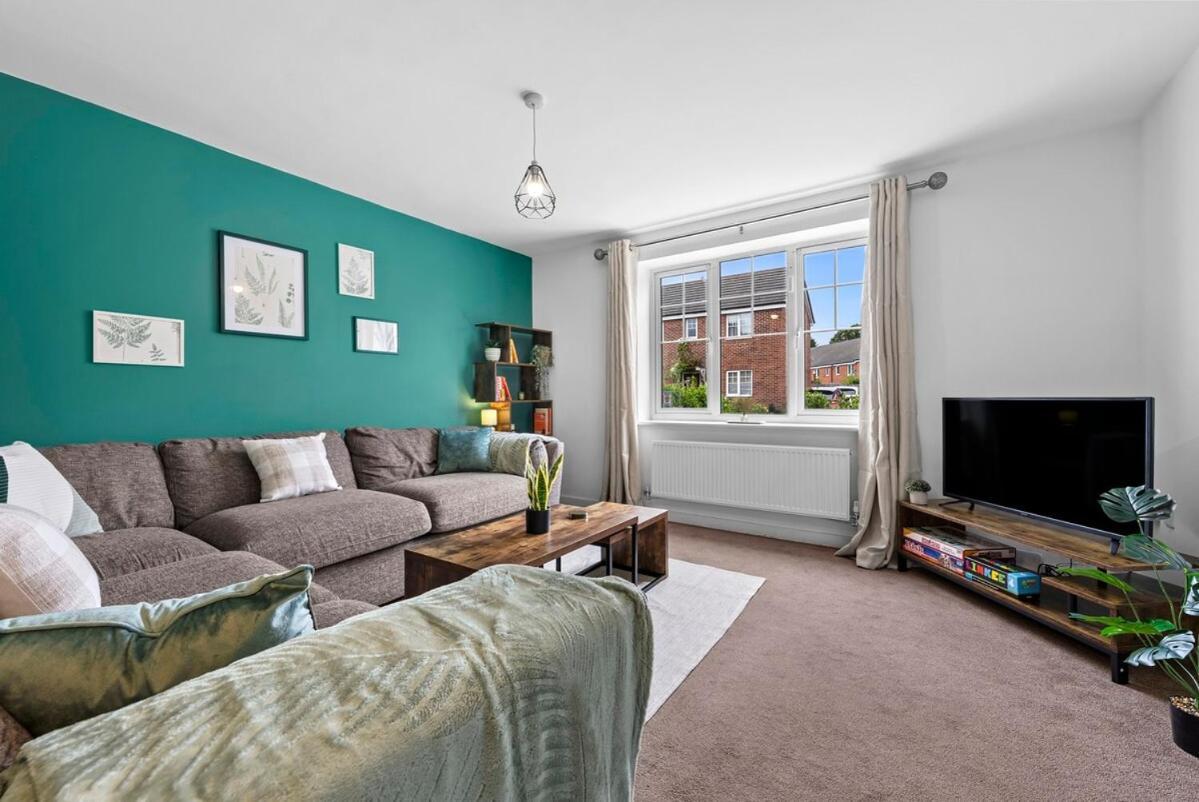 Woodscape - Relaxing Retreat, 4 Bed, 3 Bath House, Off Road Parking, Fast Wifi, Close To Centre * Birmingham